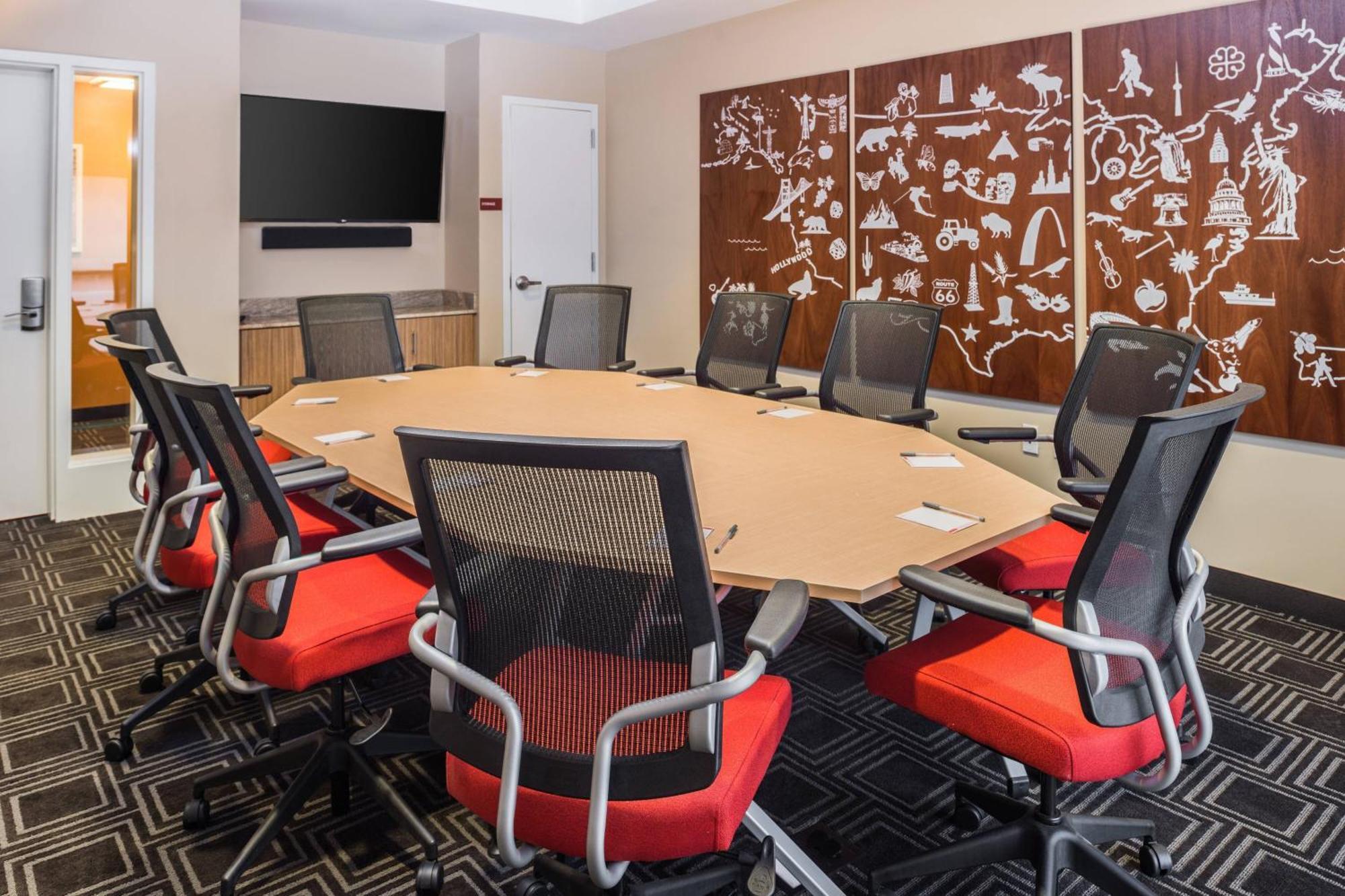 Towneplace Suites By Marriott New Hartford Bagian luar foto
